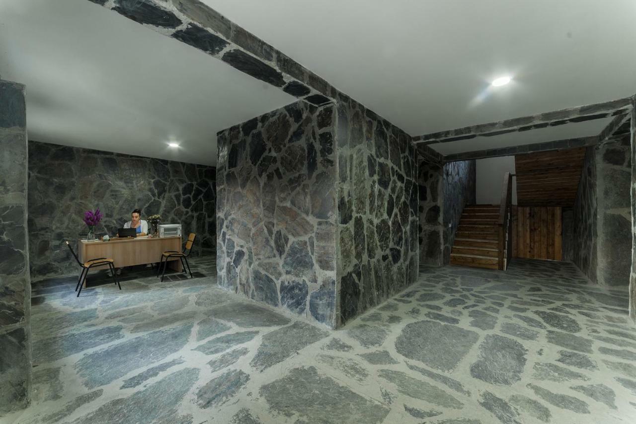אומלו Hotel Complex Nabadi מראה חיצוני תמונה